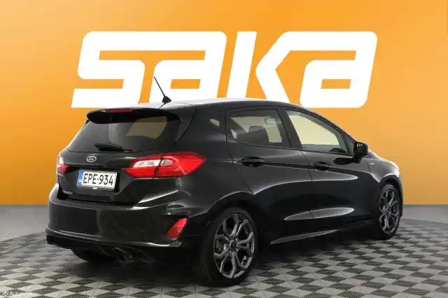 Musta Viistoperä, Ford Fiesta – EPE-934