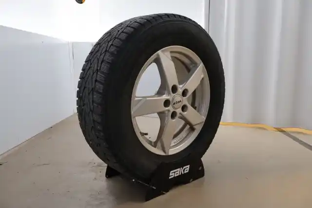 Musta Maastoauto, Opel Mokka – EPH-257