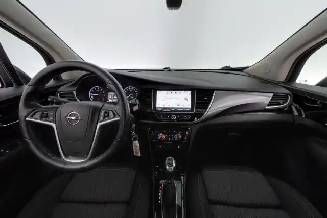 Musta Maastoauto, Opel Mokka – EPH-257