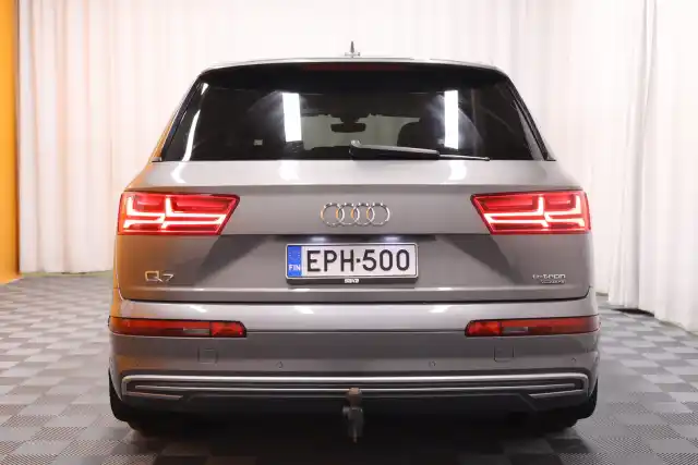 Harmaa Farmari, Audi e-tron – EPH-500