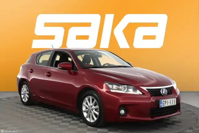 Punainen Viistoperä, Lexus CT – EPI-111