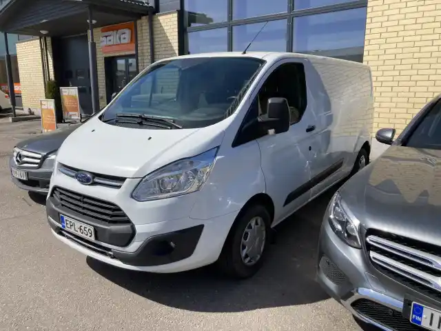 Valkoinen Pakettiauto, Ford Transit Custom – EPL-659