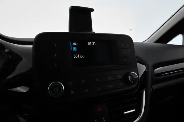 Punainen Viistoperä, Ford Fiesta – EPM-302