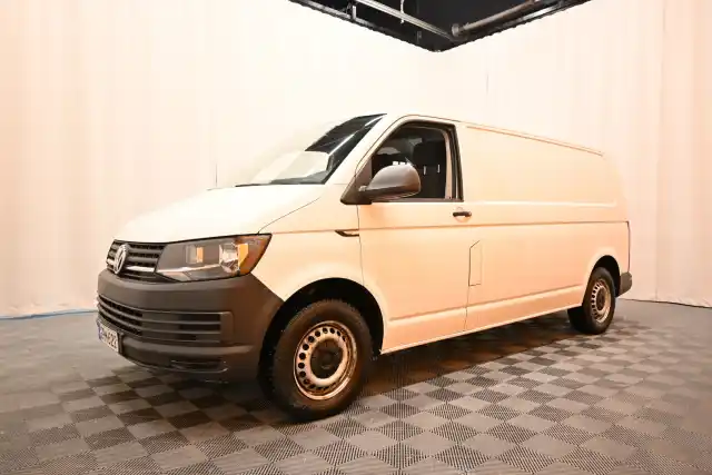 Valkoinen Pakettiauto, Volkswagen Transporter – EPM-622