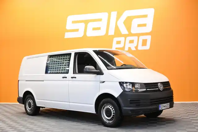 Valkoinen Pakettiauto, Volkswagen Transporter – EPM-622