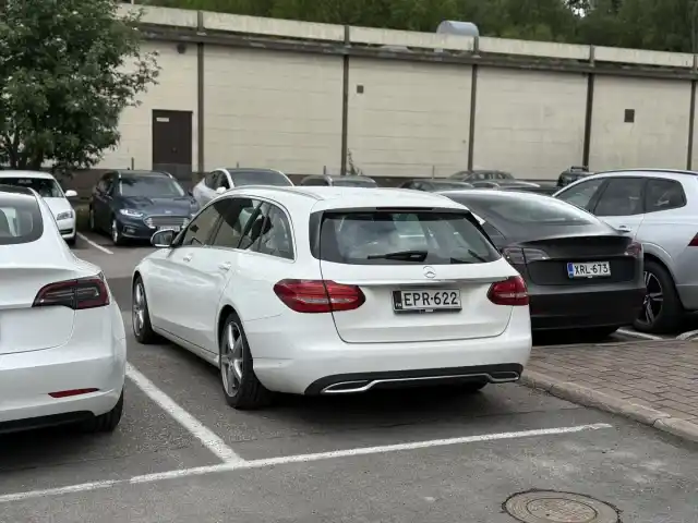 Valkoinen Farmari, Mercedes-Benz C – EPR-622