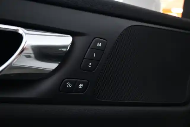 Valkoinen Farmari, Volvo V60 – EPS-490