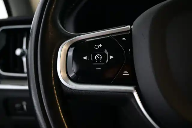 Valkoinen Farmari, Volvo V60 – EPS-490