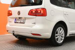 Valkoinen Tila-auto, Volkswagen Touran – EPV-210, kuva 9
