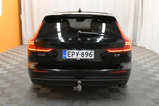 Musta Farmari, Volvo V60 – EPV-896