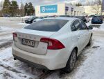 Valkoinen Sedan, Volvo S60 – ERB-719, kuva 4