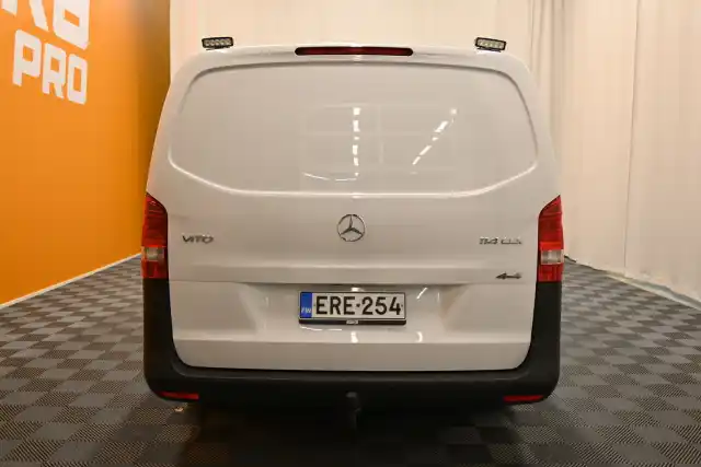 Valkoinen Pakettiauto, Mercedes-Benz Vito – ERE-254