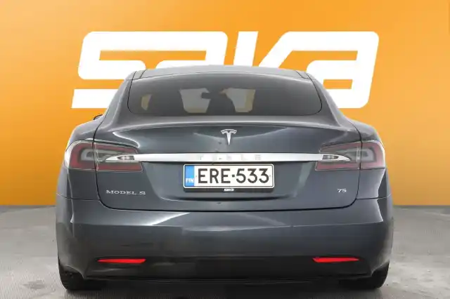 Harmaa Viistoperä, Tesla Model S – ERE-533