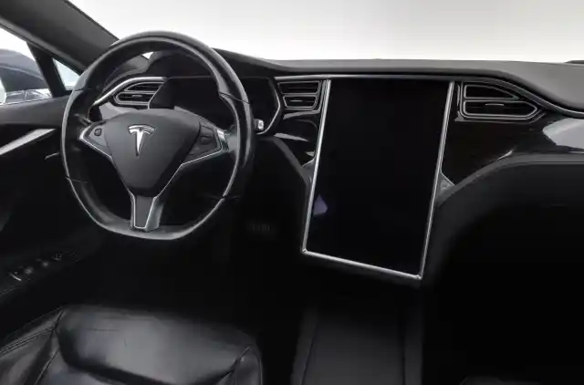 Harmaa Viistoperä, Tesla Model S – ERE-533