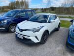 Valkoinen Maastoauto, Toyota C-HR – ERE-770, kuva 1