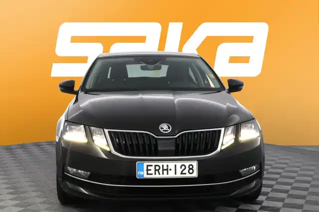 Musta Viistoperä, Skoda Octavia – ERH-128