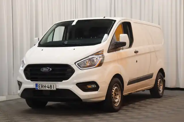 Valkoinen Pakettiauto, Ford Transit Custom – ERH-481