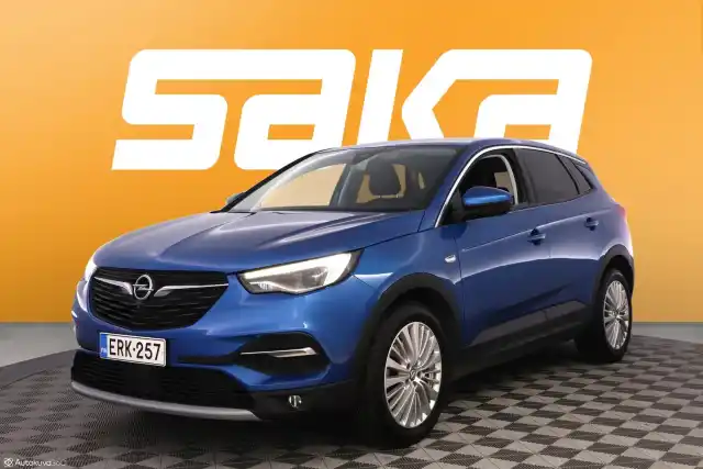 Sininen Maastoauto, Opel Grandland X – ERK-257