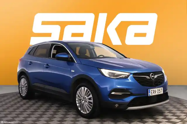 Sininen Maastoauto, Opel Grandland X – ERK-257