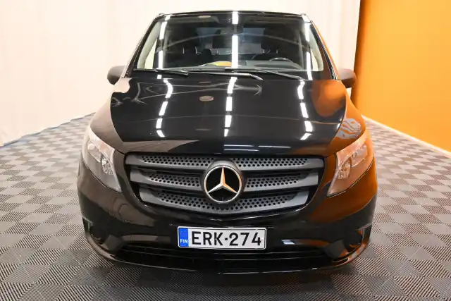 Musta Pakettiauto, Mercedes-Benz Vito – ERK-274