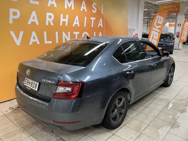 Harmaa Viistoperä, Skoda Octavia – ERM-828