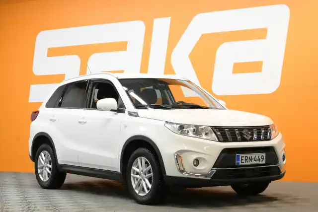 Valkoinen Viistoperä, Suzuki Vitara – ERN-449