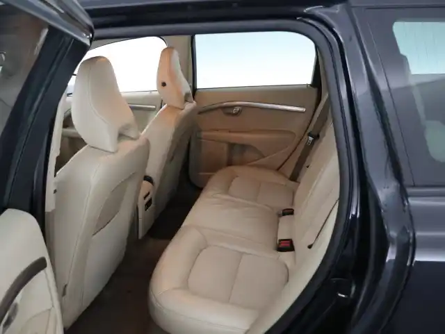 Musta Farmari, Volvo V70 – ERO-504