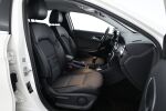 Valkoinen Maastoauto, Mercedes-Benz GLA – ERP-121, kuva 13