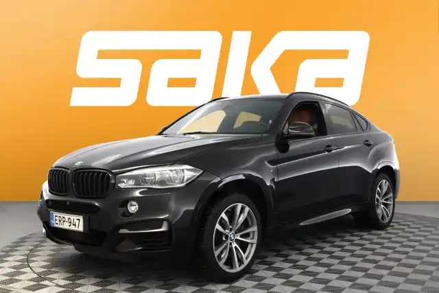 Harmaa Maastoauto, BMW X6 – ERP-947