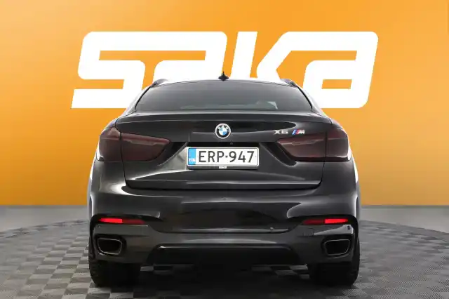 Harmaa Maastoauto, BMW X6 – ERP-947