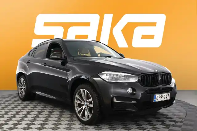 Harmaa Maastoauto, BMW X6 – ERP-947