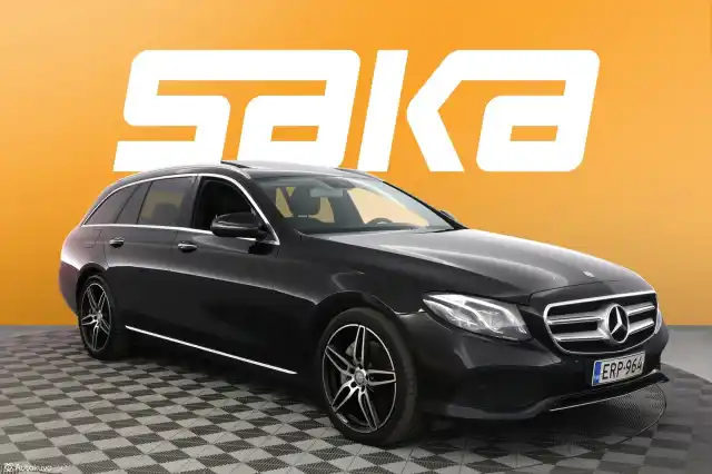 Musta Farmari, Mercedes-Benz E – ERP-964