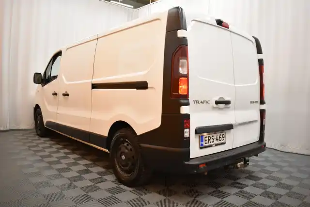 Valkoinen Pakettiauto, Renault Trafic – ERS-469