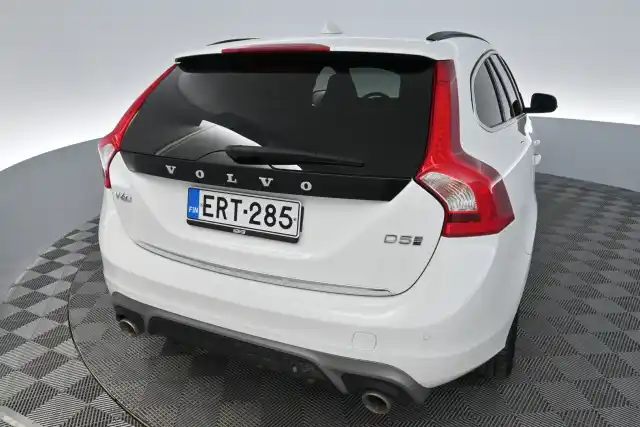 Valkoinen Farmari, Volvo V60 – ERT-285