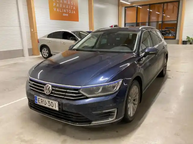 Sininen Farmari, Volkswagen Passat – ERU-301