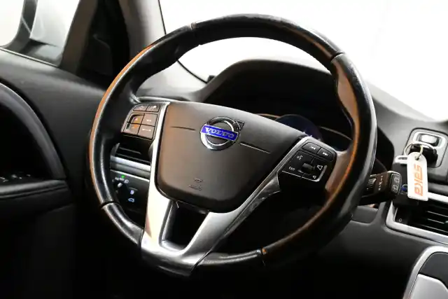 Hopea Farmari, Volvo V70 – ERV-388
