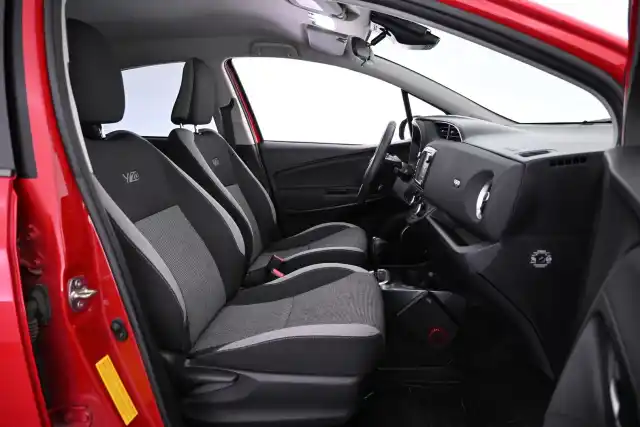 Punainen Viistoperä, Toyota Yaris – ERV-502