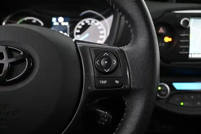 Punainen Viistoperä, Toyota Yaris – ERV-502