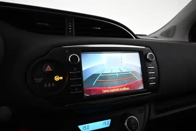 Punainen Viistoperä, Toyota Yaris – ERV-502
