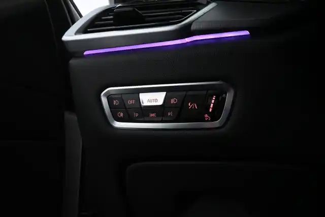 Valkoinen Maastoauto, BMW X5 – ERV-765