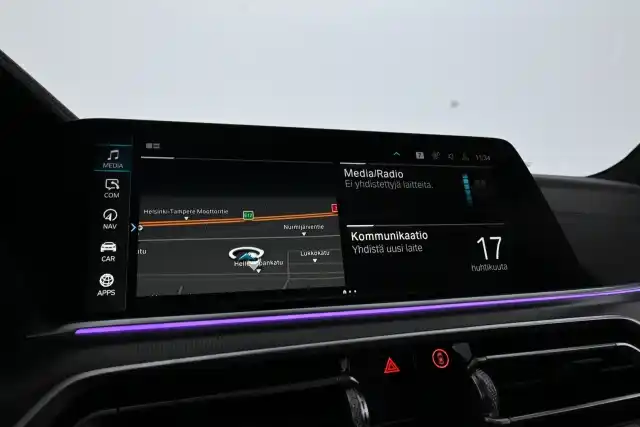 Valkoinen Maastoauto, BMW X5 – ERV-765