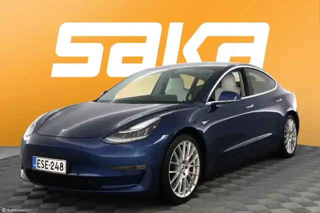 Sininen Sedan, Tesla Model 3 – ESE-248