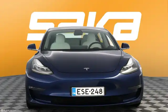 Sininen Sedan, Tesla Model 3 – ESE-248