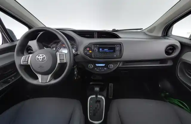 Hopea Viistoperä, Toyota Yaris – ESH-593