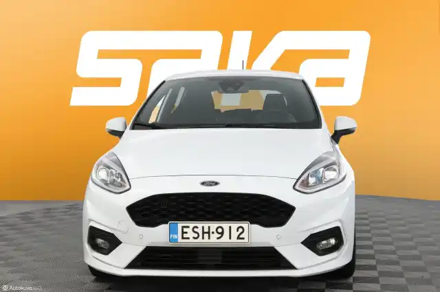 Valkoinen Viistoperä, Ford Fiesta – ESH-912