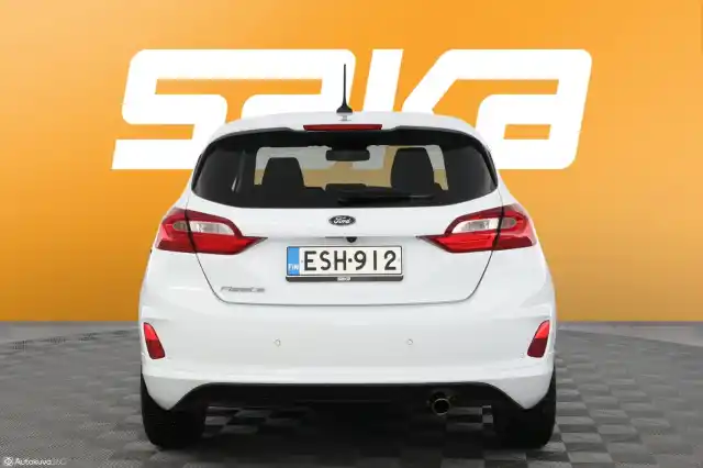 Valkoinen Viistoperä, Ford Fiesta – ESH-912