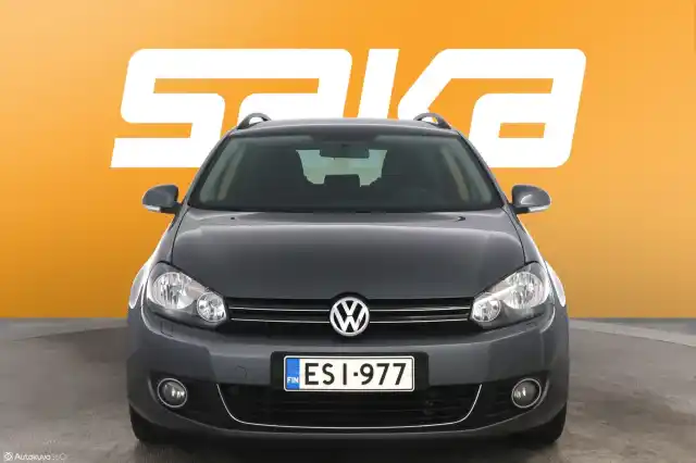 Harmaa Farmari, Volkswagen Golf – ESI-977