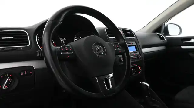 Harmaa Farmari, Volkswagen Golf – ESI-977