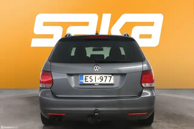 Harmaa Farmari, Volkswagen Golf – ESI-977