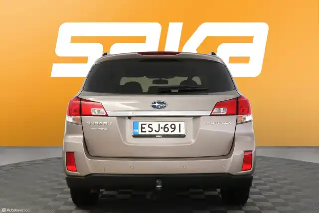 Ruskea Farmari, Subaru OUTBACK – ESJ-691